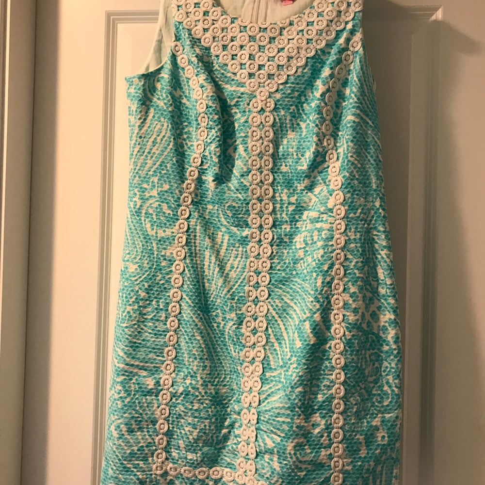 Lilly Pulitzer dress. Worn once. NEW condition.